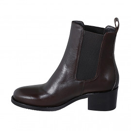 Botin Chelsea para mujer con elasticos en piel de color marròn oscuro tacon 5 - Tallas disponibles:  35, 46 2