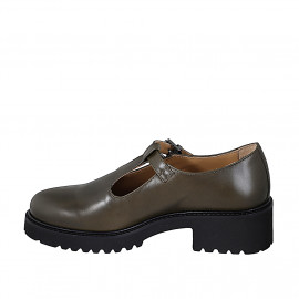 Zapato Mary Jane cerrado para mujer con cinturon en T en piel verde y tacón 4 - Tallas disponibles:  35, 42, 43, 44, 45, 46 2