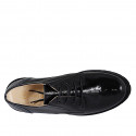 Scarpa stringata derby da donna in vernice nera con elastici tacco 4 - Misure disponibili: 35, 43, 44, 45, 46