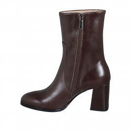 Woman's high ankle boot with zipper in dark brown leather heel 7 - Available sizes:  35, 42, 43, 44, 47 2