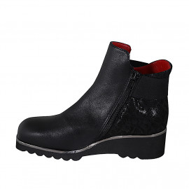 Botines para mujer en piel y charol imprimido negro con cremallera, elastico y plantilla extraible cuña 4 - Tallas disponibles:  35, 42, 43, 45 2