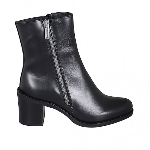 Bottines pour femmes en cuir noir avec fermetures éclair et bout rondu talon 6 - Pointures disponibles:  32, 42, 44