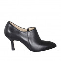 Woman's pointy highfronted shoe in black leather with zipper heel 7 - Available sizes:  32, 35, 42, 44, 46