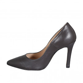 Woman's pointy pump shoe in dark brown leather with heel 10 - Available sizes:  31, 32, 33, 35, 45 2