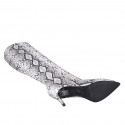 Botte pour femmes à bout pointu en cuir imprimé blanc et gris avec fermeture éclair talon 7 - Pointures disponibles:  32, 33, 34, 35, 42, 43