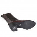 Bottines hautes pour femmes avec bout rondu et elastiques en cuir marron foncé talon 6 - Pointures disponibles:  35, 42