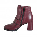 Botines para mujer con punta redonda y cremallera en piel de color granate y borde e piel negra tacòn 7 - Tallas disponibles:  32, 42, 44, 46