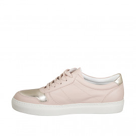 Sneaker con cordones para mujer con plantilla extraible en piel rosada y piel laminada platino cuña 3 - Tallas disponibles:  42, 43, 44, 45, 46, 47 2