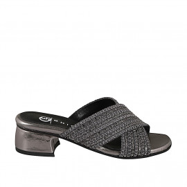 Woman's mules with crossed...