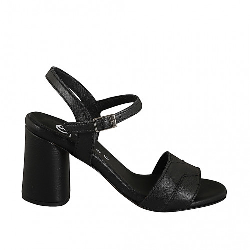 Sandalias para mujer con cinturón al...