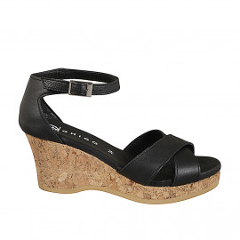 Woman's open shoe with...