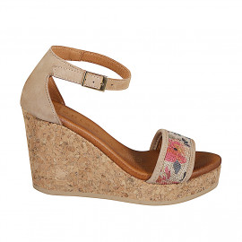 Woman's open shoe with...