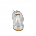 Ballerina da donna a punta tonda con puntale e fiocco in pelle laminata argento tacco 2 - Misure disponibili: 33, 34, 35, 42, 43, 44, 45, 46