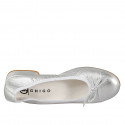 Ballerina da donna a punta tonda con puntale e fiocco in pelle laminata argento tacco 2 - Misure disponibili: 33, 34, 35, 42, 43, 44, 45, 46