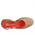 Slingback da donna a punta tonda in pelle cuoio e raffia multicolore con motivi a zig-zag verticali,  tacco 2 - Misure disponibili: 34, 44, 46