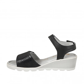 Women's sandal with memory... 2