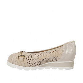 Woman's pump with removable... 2