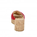 Sabot da donna con plantare in memory foam e fasce incrociate in camoscio rosso e fucsia, plateau e zeppa in sughero 7 - Misure disponibili: 32, 33, 34