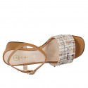 Sandalo da donna con cinturino alla caviglia in pelle cuoio e tessuto bouclé multicolore con tacco 5 - Misure disponibili: 32, 33, 34, 42, 43, 44, 45, 46