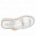 Ouvert Mules pour femmes à 2 bandes avec élastique et goujons en cuir blanc et avec talon compensé 5 - Pointures disponibles:  32, 33, 34, 42, 43, 44, 45, 46