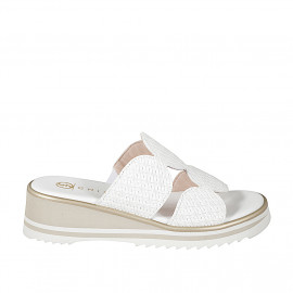 Sabot abierto para mujer con 2 tiras con motivo geométrico y elástico en piel trenzada de color blanco con cuña 5 - Tallas disponibles:  32, 33, 34, 42, 43, 44, 45, 46