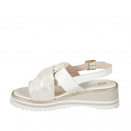 Sandales pour femme à 2 bandes et nœud en cuir ivoire et daim lamé platine avec talon compensé 5 - Pointures disponibles:  32, 33, 34, 42, 43, 44, 45, 46 2