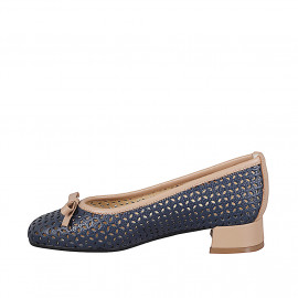 Décolleté con fiocco da donna in pelle traforata blu e profili in pelle nude tacco 3 - Misure disponibili: 32, 33, 34, 35, 42, 43, 44, 45, 46 2