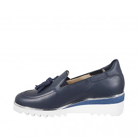 Woman's loafer with wedge... 2