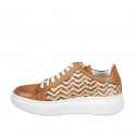 Chaussure à lacets pour femmes avec semelle amovible en cuir cognac et tissu en raphia tressé multicolore talon compensé 4 - Pointures disponibles:  32, 33, 34, 35, 42, 43, 44, 45, 46