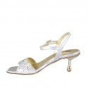 Sandalia para mujer en piel laminda plateada y satèn con pedrería de cristales, tacón 6. ¡Diseño refinado y de altísima calidad! - Tallas disponibles:  34, 35, 42, 43, 44, 45, 46, 47