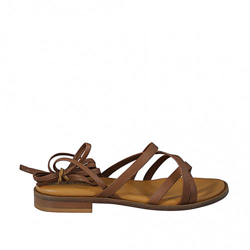 Women's sandal with crossed straps...