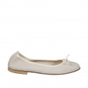 Ballerina con fiocco da donna in camoscio beige e senza fodera con tacco 1 - Misure disponibili: 33, 34, 35, 42, 43, 44, 45, 46