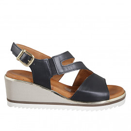 Sandalia para mujer con tira transversal en piel de color negro con elástico, cuña 6 - Tallas disponibles:  32, 33, 34, 35, 42, 43, 44, 45