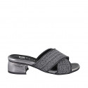 Mules para mujer con bandas cruzadas en tejido color gris con insertos y perlas color plateado, tacon 4 - Tallas disponibles:  32, 35, 42, 43, 45