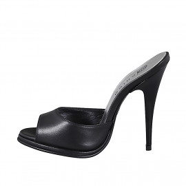 Women’s open-toe platform... 2
