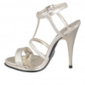 Sandalo da donna con plateau e cinturino a T in pelle laminata platino e tacco 11 - Misure disponibili: 32, 33, 34, 35, 42, 43, 44, 45, 46, 47