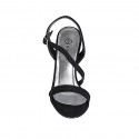 Sandalia de plataforma en piel negra con correa diagonal y banda con pedrería negra tacon 11 - Tallas disponibles:  32, 33, 34, 35, 42, 43, 44, 45, 46, 47