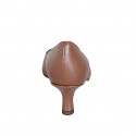 Woman's pointy pump in brown leather with a memory foam insole and spool heel 5 - Available sizes:  32, 34, 42, 43, 44, 45, 46