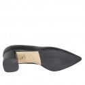 Woman's pointy black leather pumps with a memory foam insole and heel 6 - Available sizes:  32, 33, 34, 42, 43, 44, 45, 46