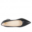 Woman's pointy black leather pumps with a memory foam insole and heel 6 - Available sizes:  32, 33, 34, 42, 43, 44, 45, 46