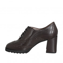 Zapatos Oxford de cordones para mujer en piel marron oscuro con puntera redonda, detalle brogue y tacón 7 - Tallas disponibles:  32, 33, 34, 42, 43, 44, 45, 46 2
