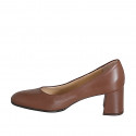Woman's cognac leather round-toe pumps with a block heel and heel 6 - Available sizes:  32, 33, 34, 42, 43, 44, 45