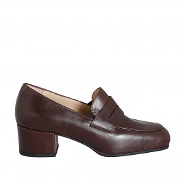 Mocasines para mujer con punta redondeada, elásticos laterales, en piel marrón oscuro tacón 5 - Tallas disponibles:  32, 33, 34, 35, 42, 43, 44, 45, 46