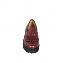 Mocassino da donna in pelle nera e bordeaux con frange, borchie e elastici laterali tacco 5 - Misure disponibili: 33, 34, 42, 43, 44, 45, 46