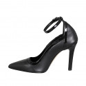 Zapatos de salón para mujer con punta y pulsera al tobillo en piel negra y detalles en charol negro tacon 9 - Tallas disponibles:  32, 33, 34, 35, 42, 43, 44, 45