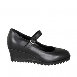 Woman's Mary Jane pump with strap and removable insole in black leather wedge 6 - Available sizes:  32, 33, 34, 35