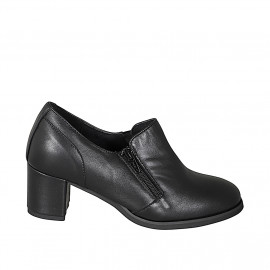 Chaussure fermeé pour femmes avec elastique, fermeture èclair et semelle amovible en cuir noir talon 6 - Pointures disponibles:  42, 43, 44
