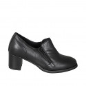 Chaussure fermeé pour femmes avec elastique, fermeture èclair et semelle amovible en cuir noir talon 6 - Pointures disponibles:  42, 43, 44