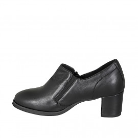 Scarpa accollata da donna con elastico, cerniera e plantare estraibile in pelle nera tacco 6 - Misure disponibili: 32, 33, 34, 42, 43, 44, 45, 46 2