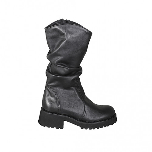 Bota para mujer con cremellera...